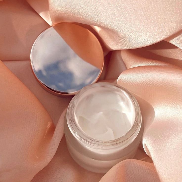 WhatsApp Image 2025-12-03 at 1.54.53 PM مخمرية عبير